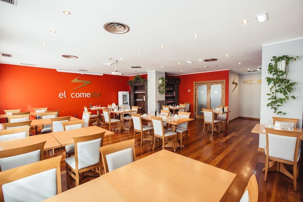 Hotel El Sella Onís Zewnętrze zdjęcie