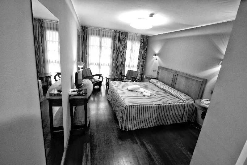 Hotel El Sella Onís Zewnętrze zdjęcie