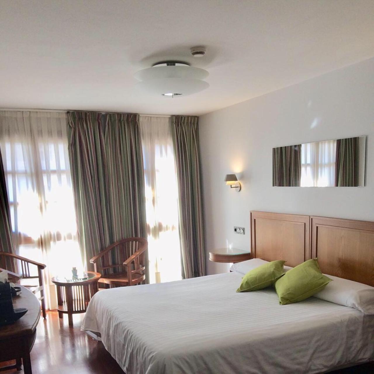 Hotel El Sella Onís Zewnętrze zdjęcie