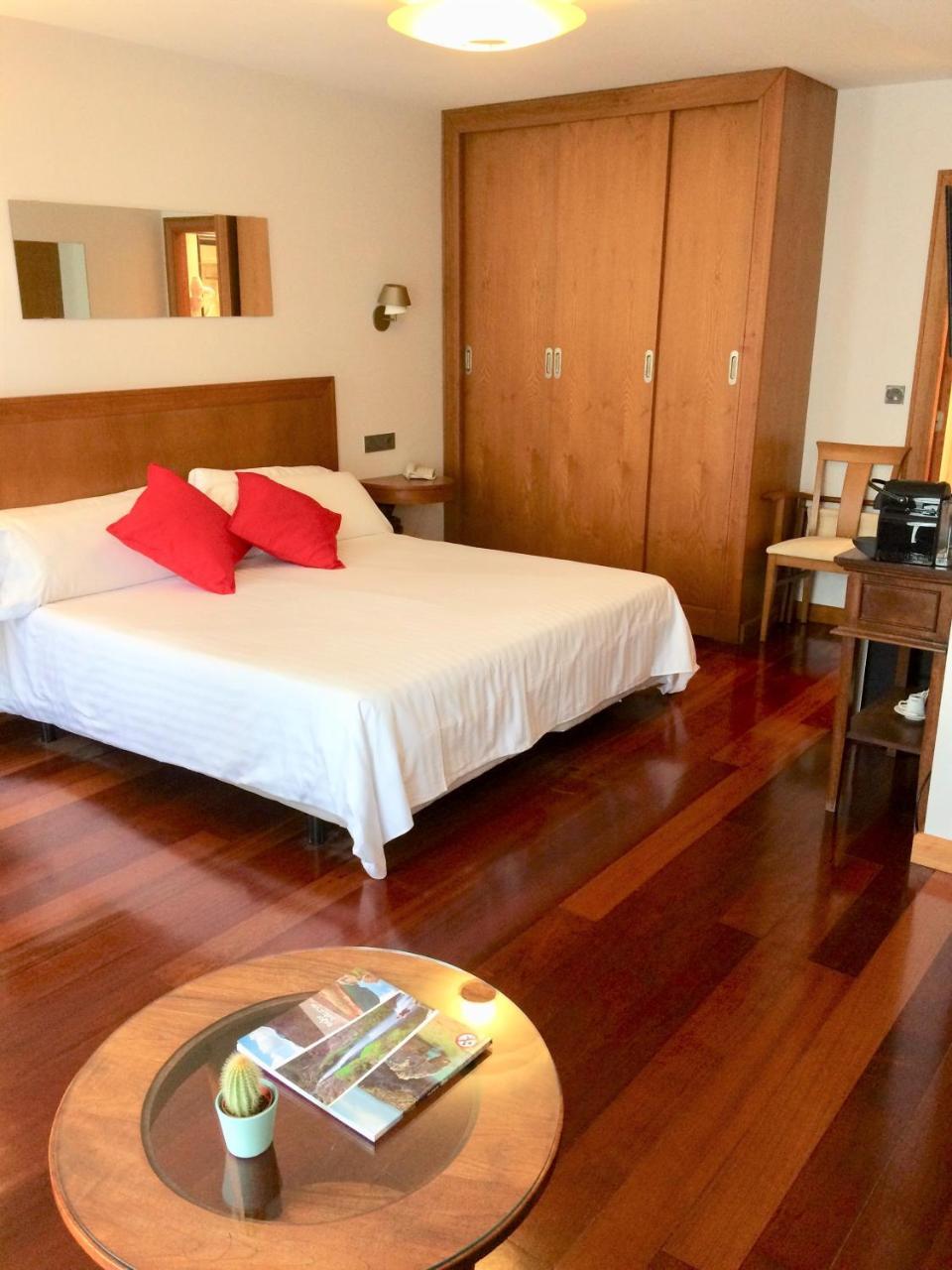 Hotel El Sella Onís Zewnętrze zdjęcie